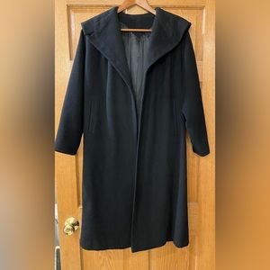 La Couture Vintage 100% Imported Cashmere